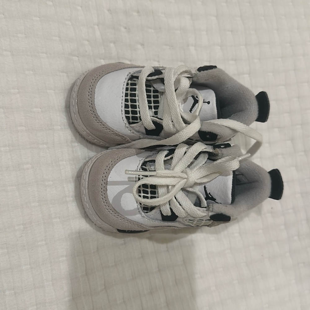 Toddler Nike jordans